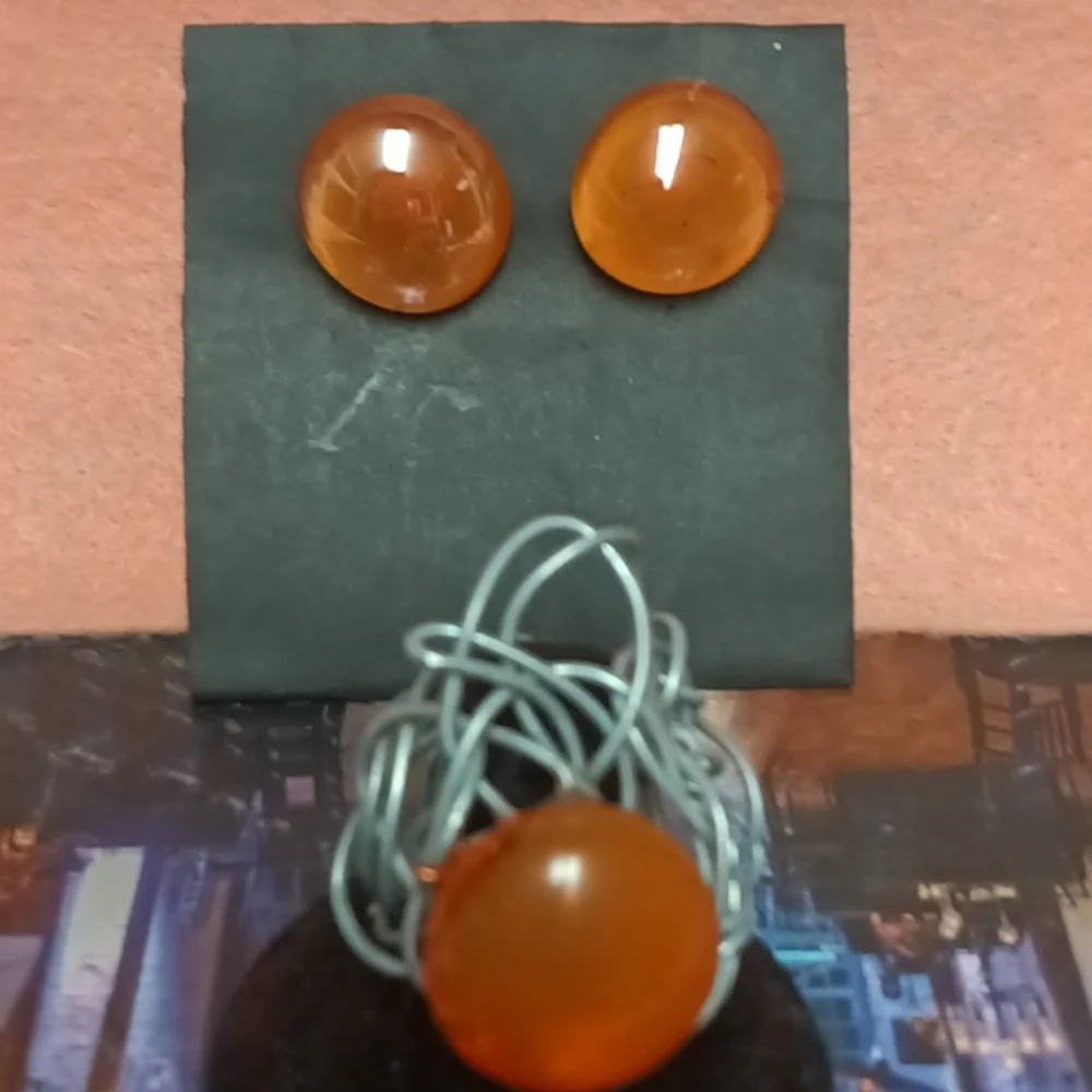 Jewelry - Picture 3 of 5
